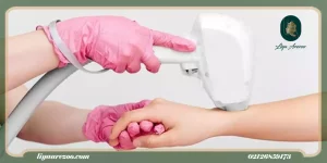 لیزر موهای زائد از چه سنی مناسب است-min